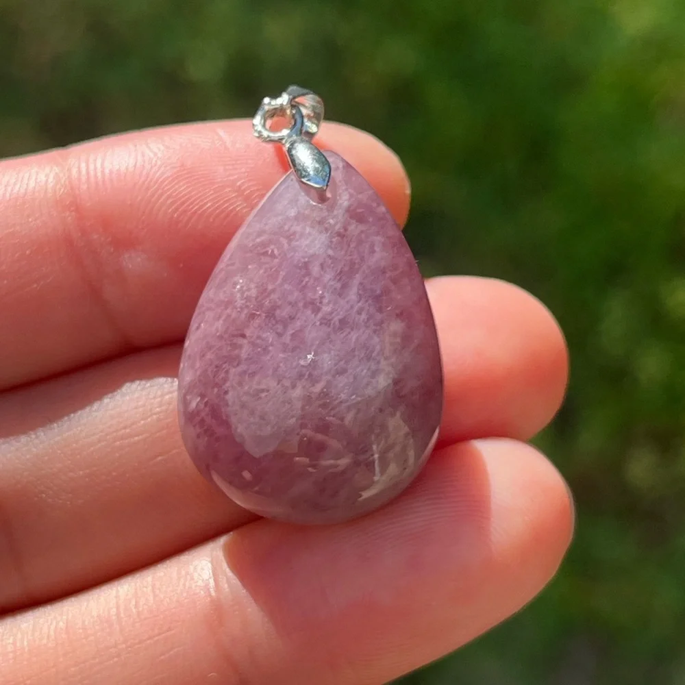 Sterling silver 925 stamped dainty Madagascar purple rose quartz pendant‎ 1716